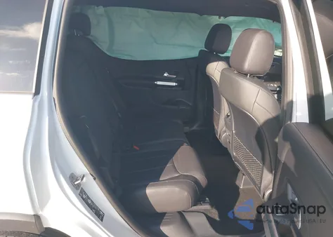 2023 Mercedes-Benz Glb 250 4Matic z USA, uszkodzony, nr VIN W1N4M4HB8PW333873